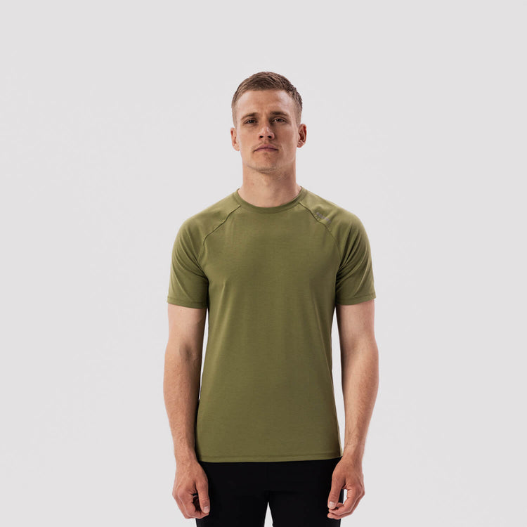 20four7 Athletic Tee